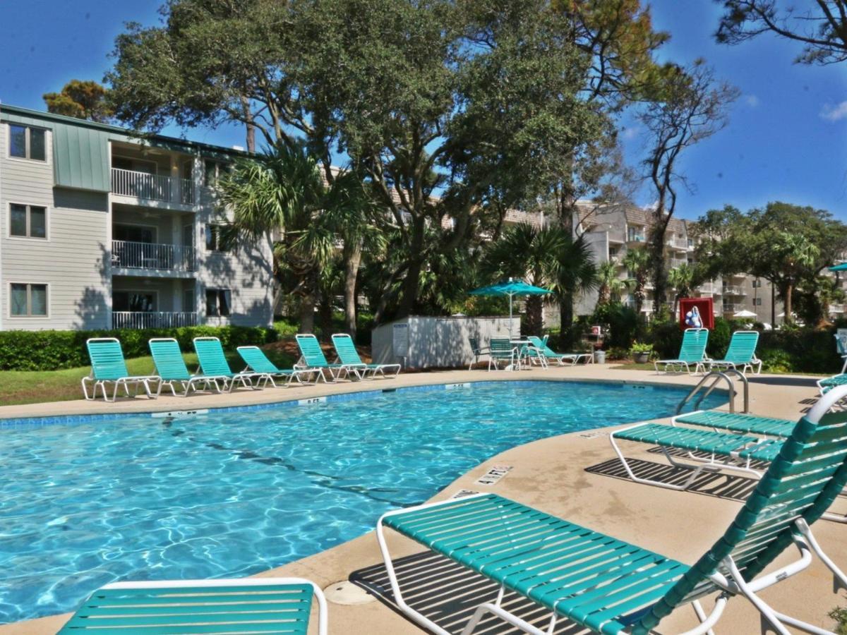 Oceanfront Villa Retreat: Beachside Luxury at Coligny Hilton Head Island Exterior photo