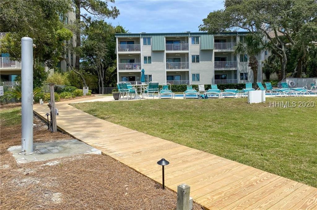 Oceanfront Villa Retreat: Beachside Luxury at Coligny Hilton Head Island Exterior photo