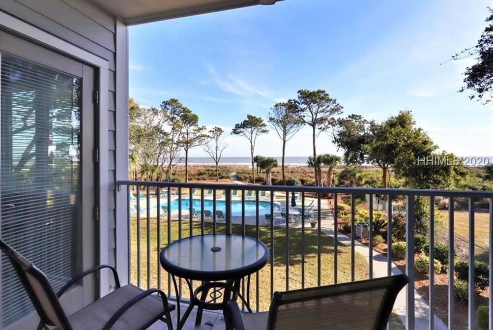 Oceanfront Villa Retreat: Beachside Luxury at Coligny Hilton Head Island Exterior photo